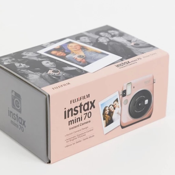 ISO • Fujifilm Instax mini 70 Camera 📸 - Picture 2 of 2
